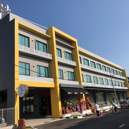 O&G Hotel Parit Buntar Eksteriør bilde