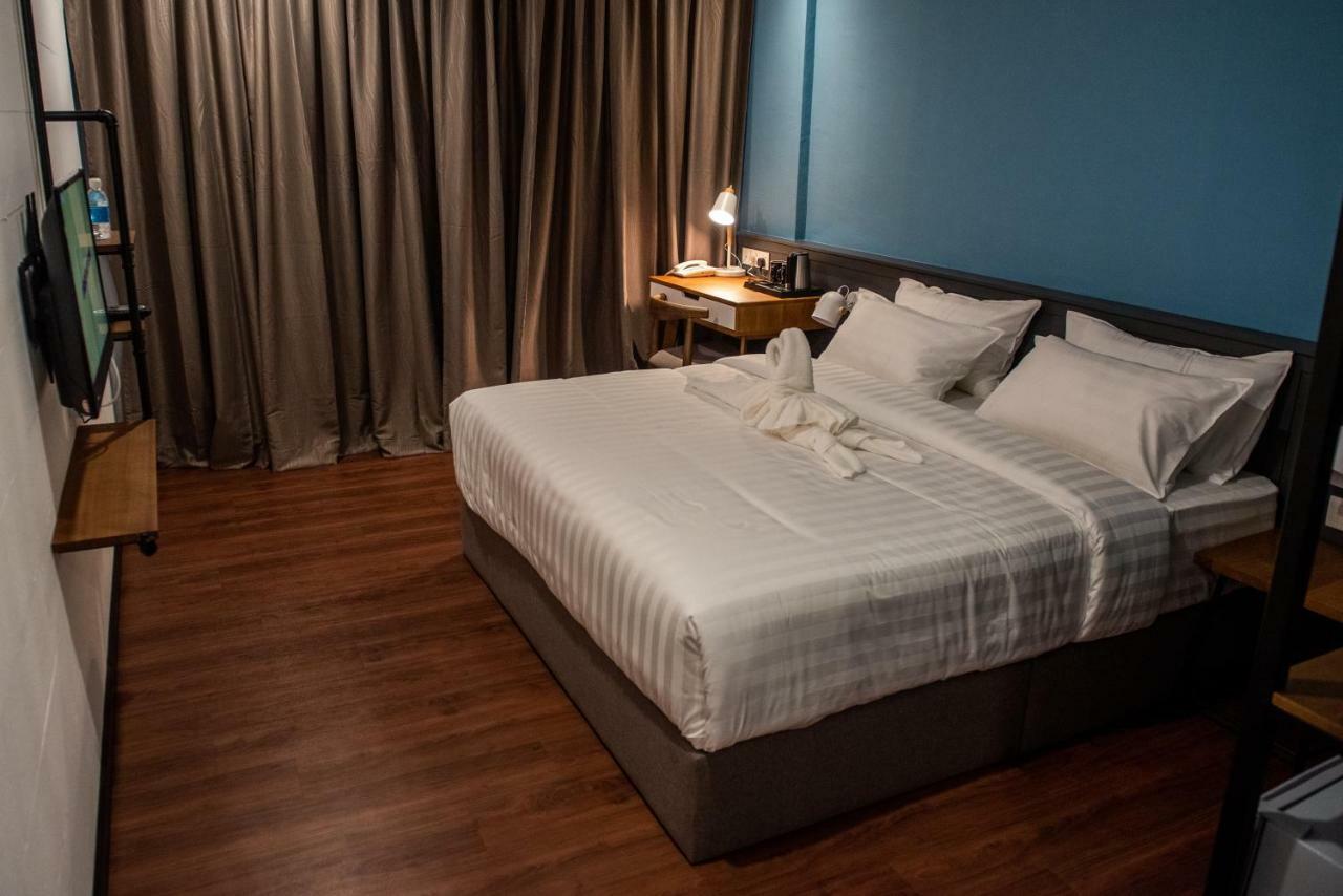 O&G Hotel Parit Buntar Eksteriør bilde